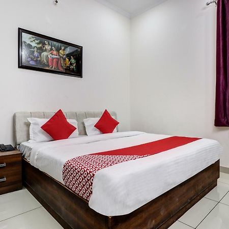 Oyo 38208 Hotel Prakash Kunj ラクナウ エクステリア 写真