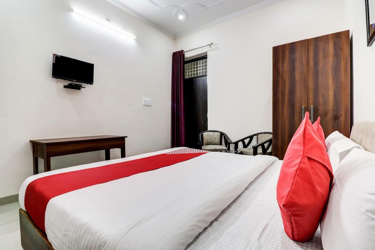Oyo 38208 Hotel Prakash Kunj ラクナウ エクステリア 写真