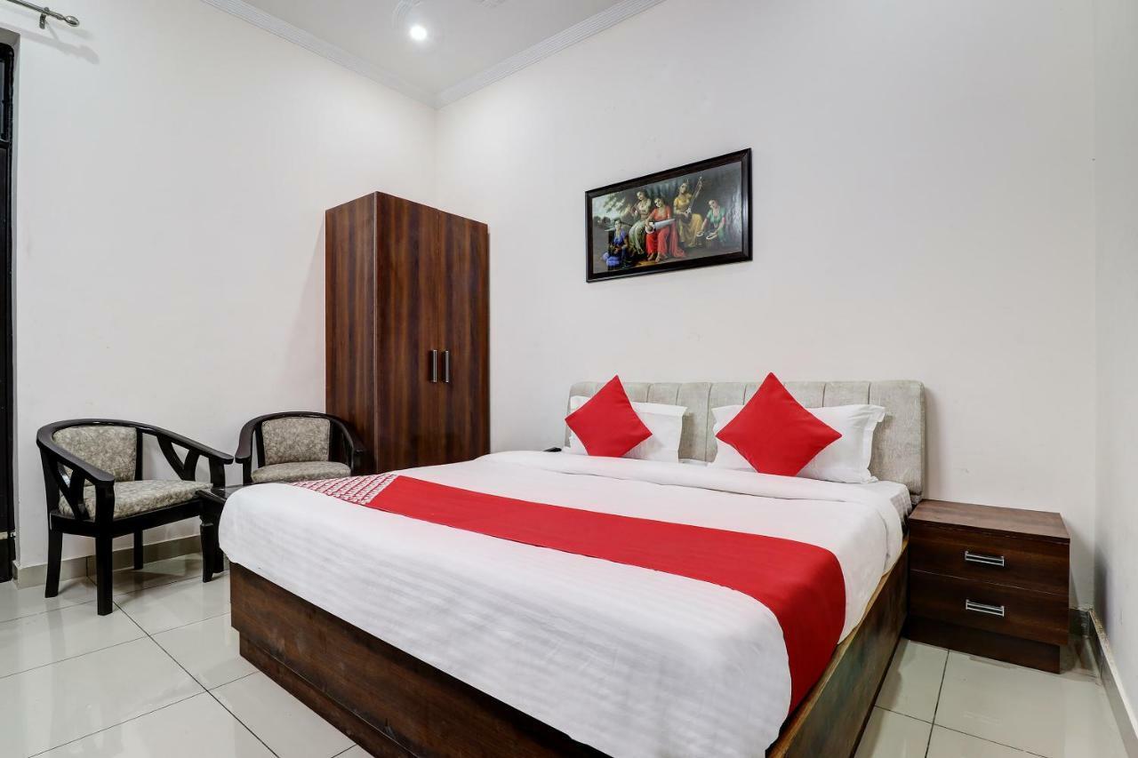 Oyo 38208 Hotel Prakash Kunj ラクナウ エクステリア 写真
