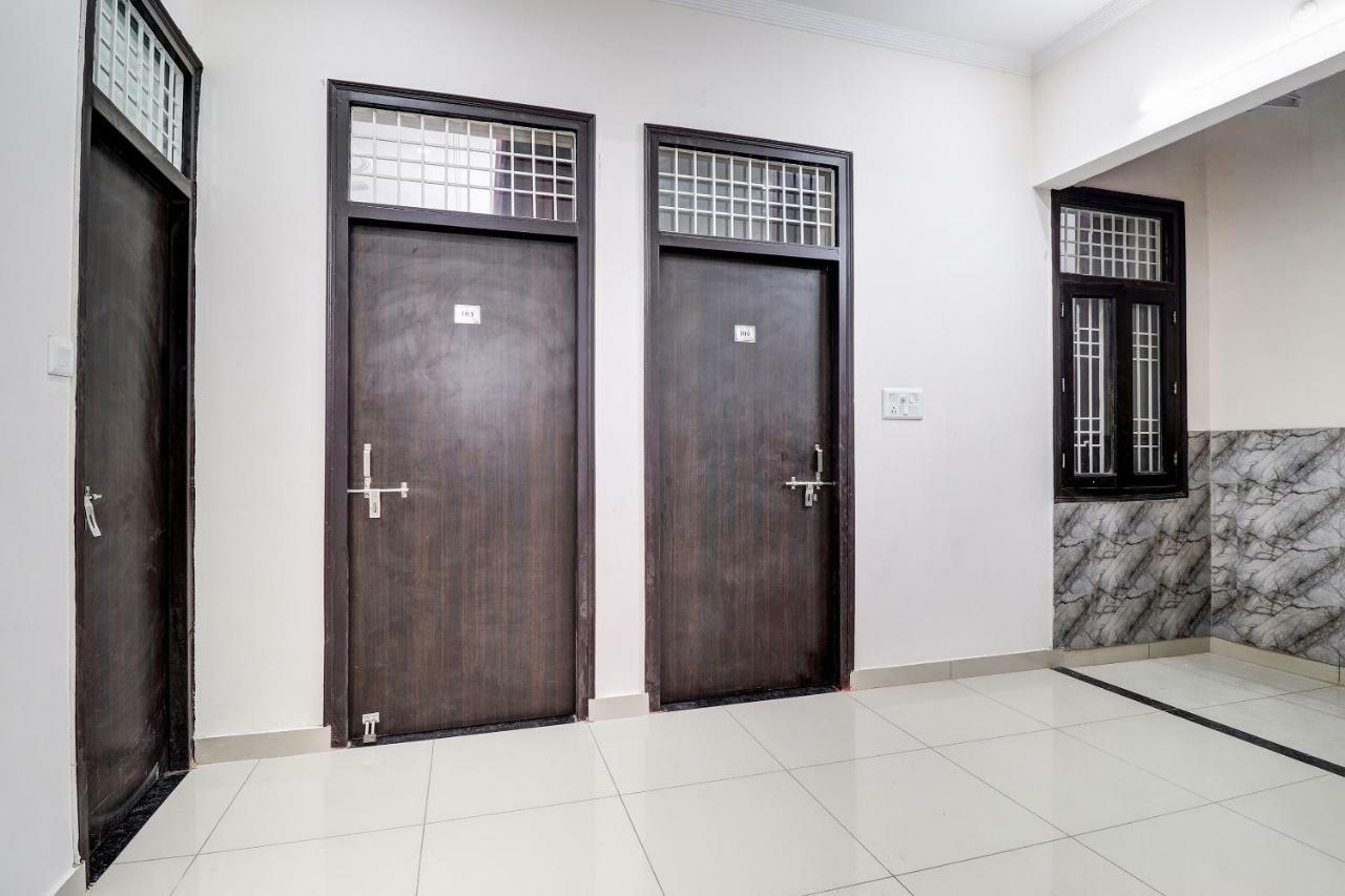 Oyo 38208 Hotel Prakash Kunj ラクナウ エクステリア 写真
