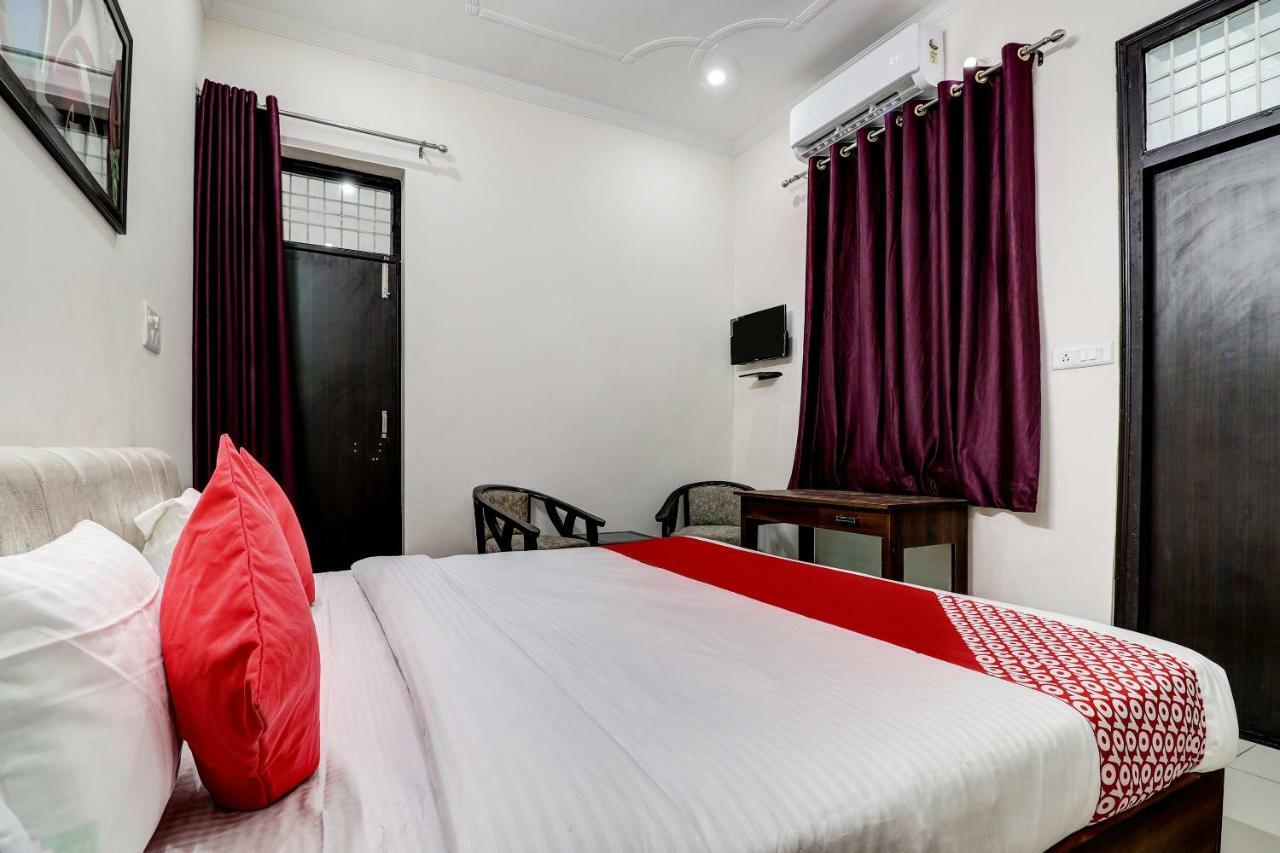 Oyo 38208 Hotel Prakash Kunj ラクナウ エクステリア 写真